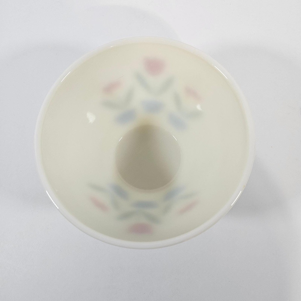 Fire-King Tulip Milk Glass Mixing Bowl Red Blue Flower Vintage Mid-Century 7.5" - Picture 6 of 9